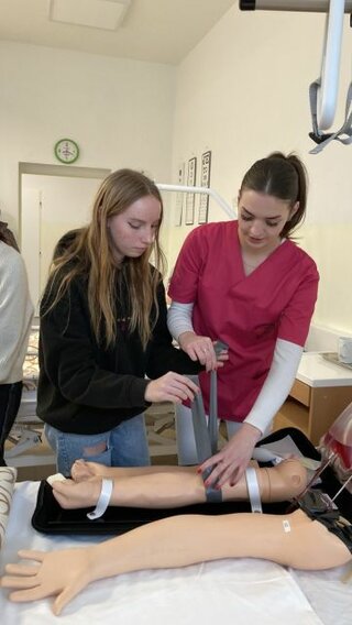 IMG-1037