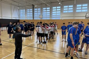 Turnaj vo florbale, tentokrát žiakov sš - IMG_9045