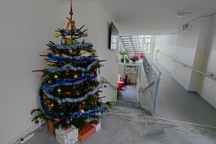 Zväčšiť fotografiu - Mikuláš so školským parlamentom na pochôdzke