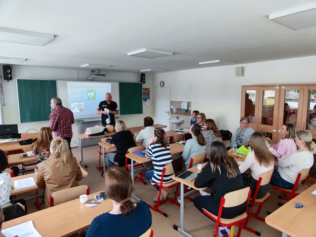 Školenie AED